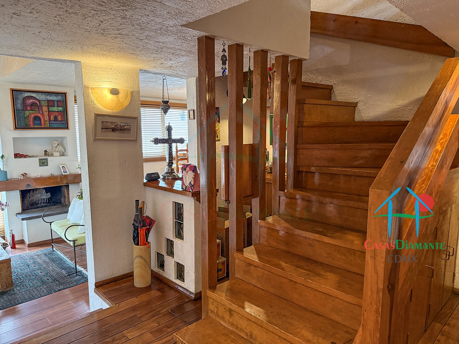 Desierto de los Leones Casa Claudia EHIB - Escaleras 1 Desierto de los Leones Casa Claudia EHIB - Escaleras 1